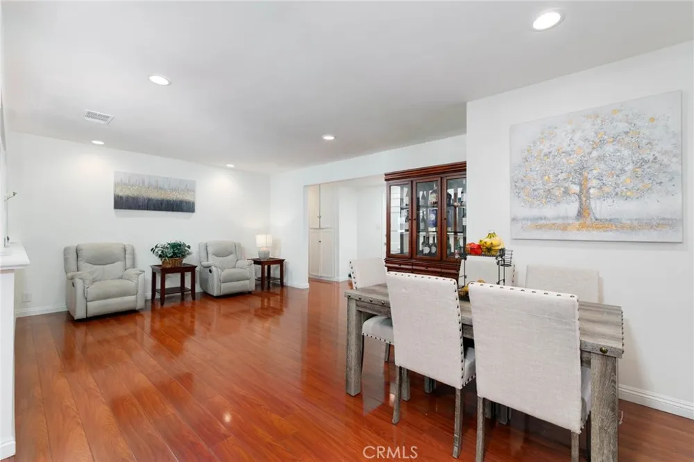 235 S Azusa West Covina, CA 91791